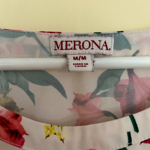 Like new condition, lovely top! - Picture 2 of 3